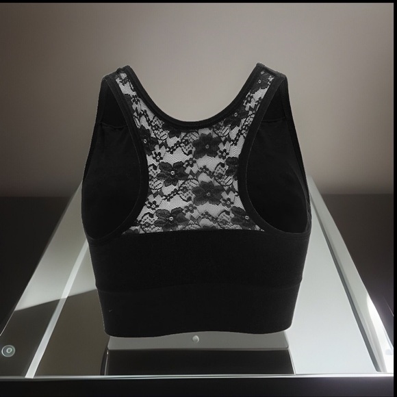 Sexy Comfy Solid Black Back Laced W/ Removeable Padding Bralette/Sports Bra - Picture 2 of 3